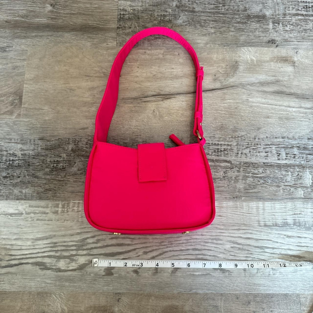 bag - Picture 1 of 7